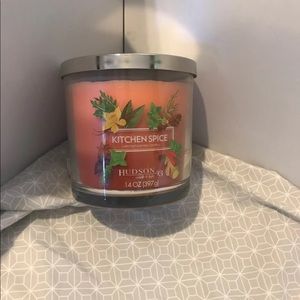 Hudson candle